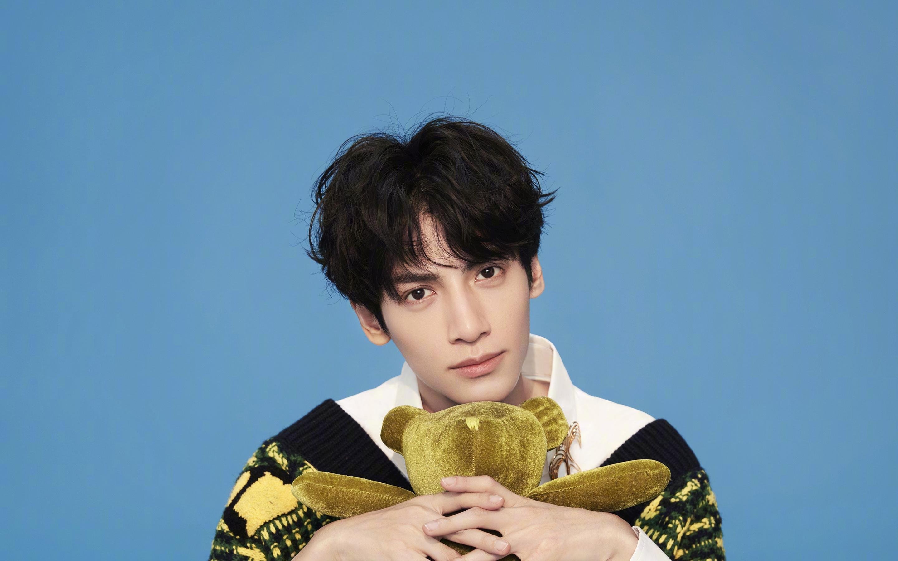 爱游戏官网-选手转会引发舆论风暴电竞自由市场愈发激烈，电竞选手转会是自己决定的吗