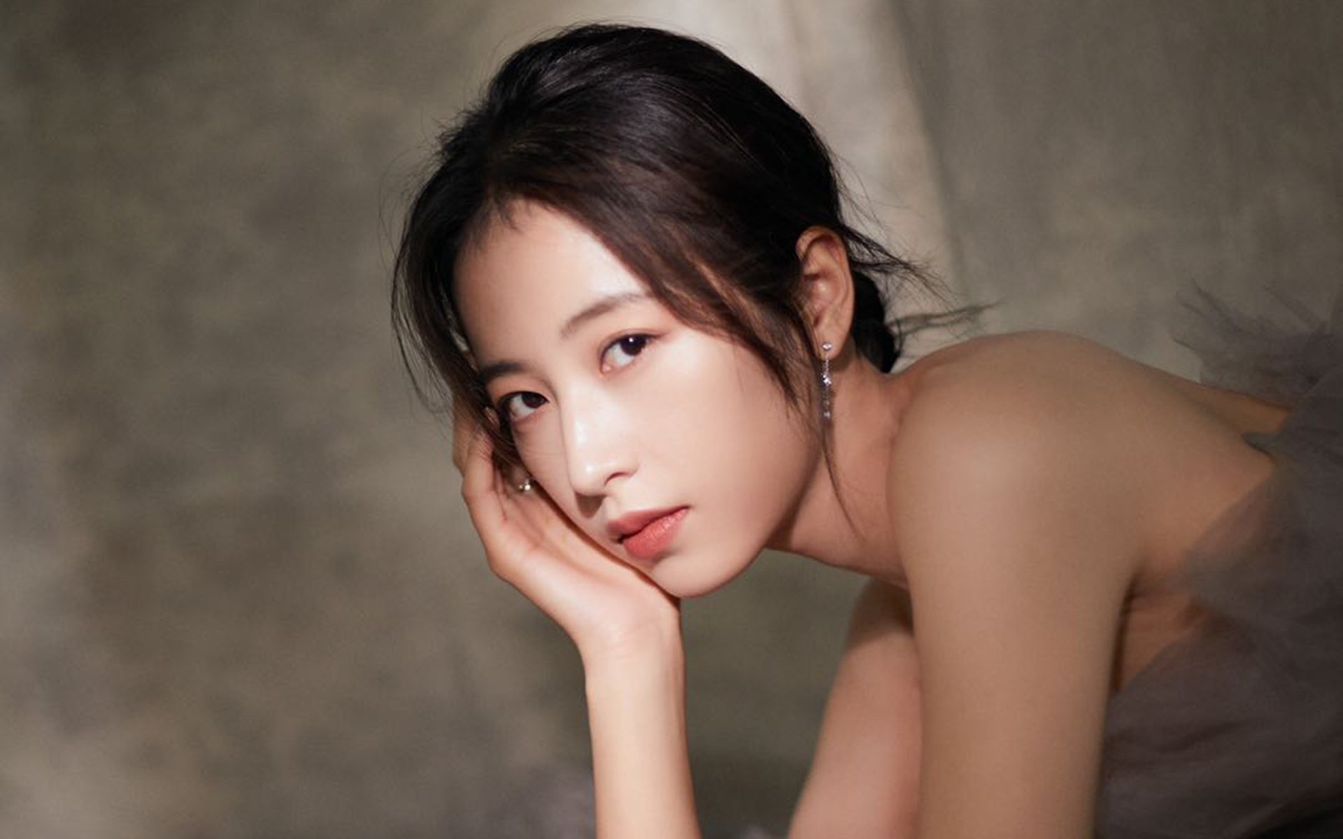 爱游戏体育官网-欧洲杯精彩纷呈：战术多变，精彩不断！，欧洲杯精彩程度