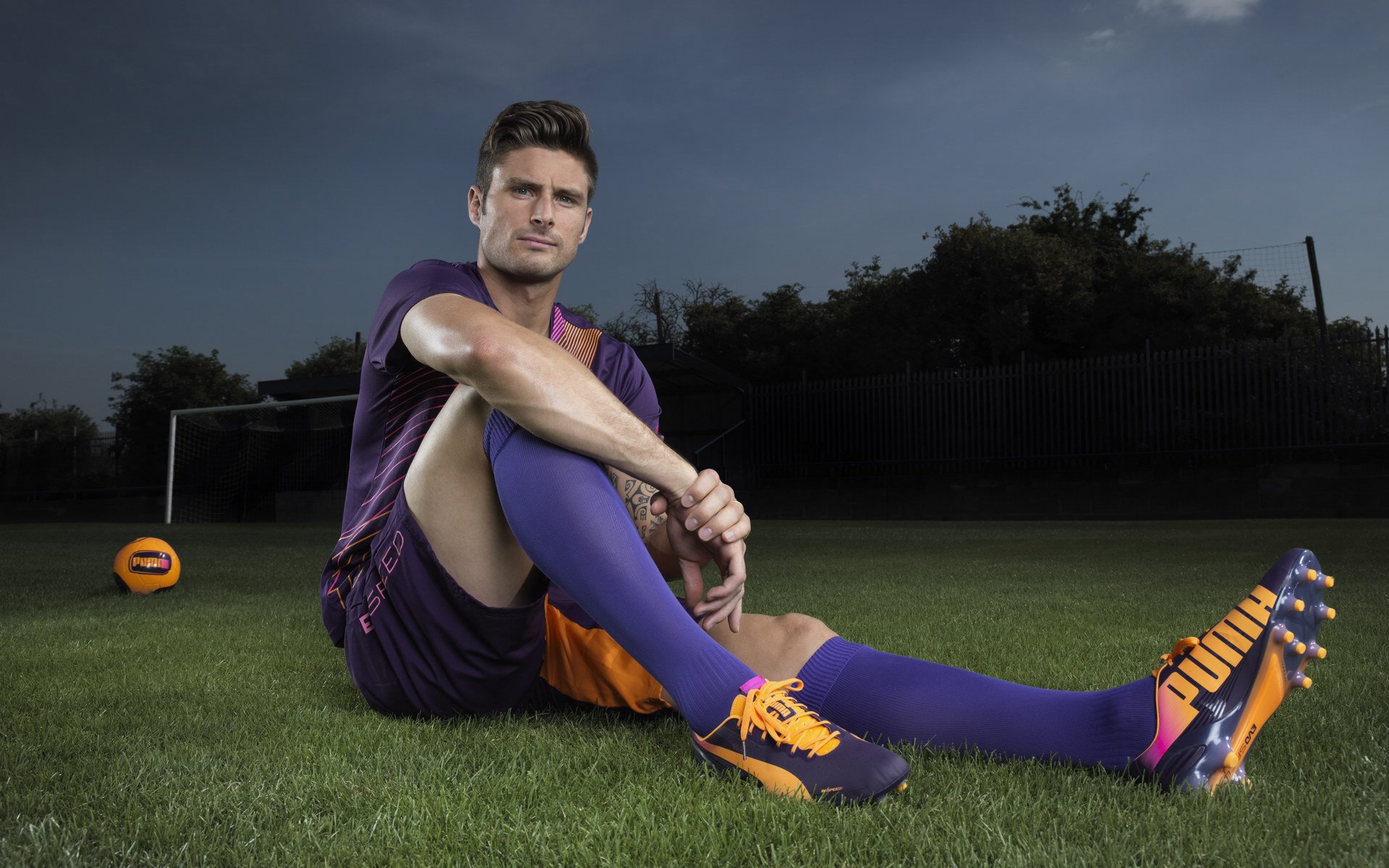 胡贝特·科斯稳步提升成绩赢得掌声，ipfs胡安贝内特简介